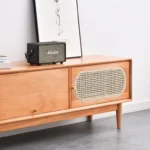 Sunbury TV table - Image 4