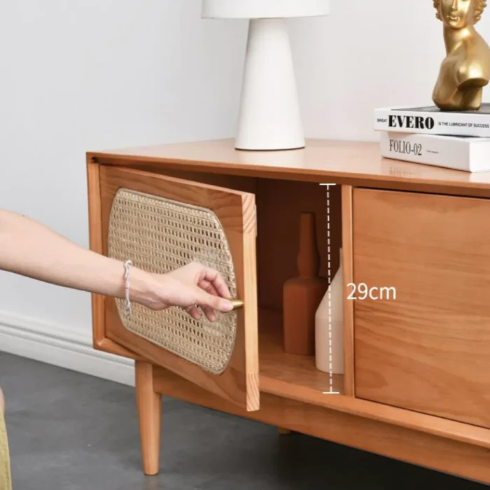 Sunbury TV table - Image 8