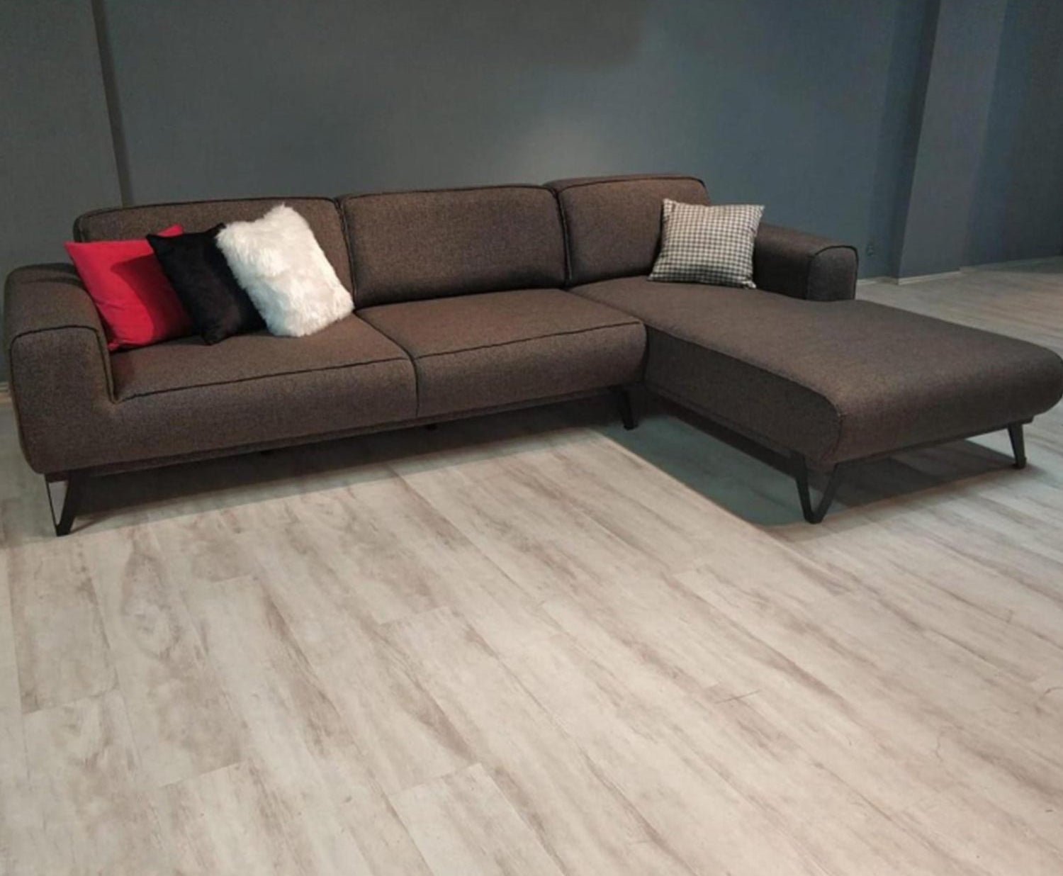 1_77b9e810-2daf-42d4-a378-d9b016110fd1.jpg Beech wood corner with linen or velvet fabric - KYN-021 - Image 1