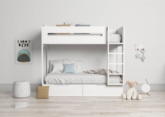 Children's bunk bed with integrated railing and ladder and trundle drawers - Image 3