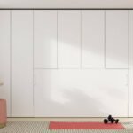 Horizontal folding bed without frame integrated between wardrobes