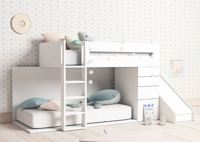 Children's train bunk bed with slide and drawers - Image 1