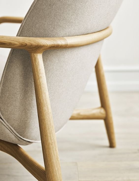 PL004-4.jpg Oak Bowie Sessel Skrivo Amr Chair - Image 1